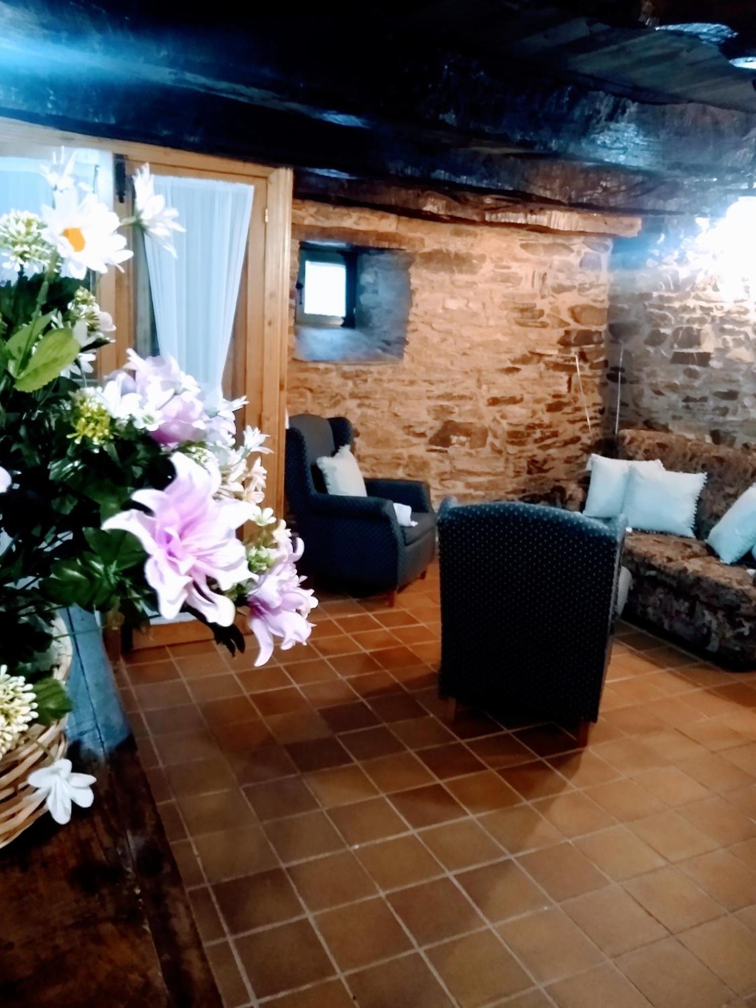 Casa Pacios By M De Santiago Guest House Триакастела Екстериор снимка