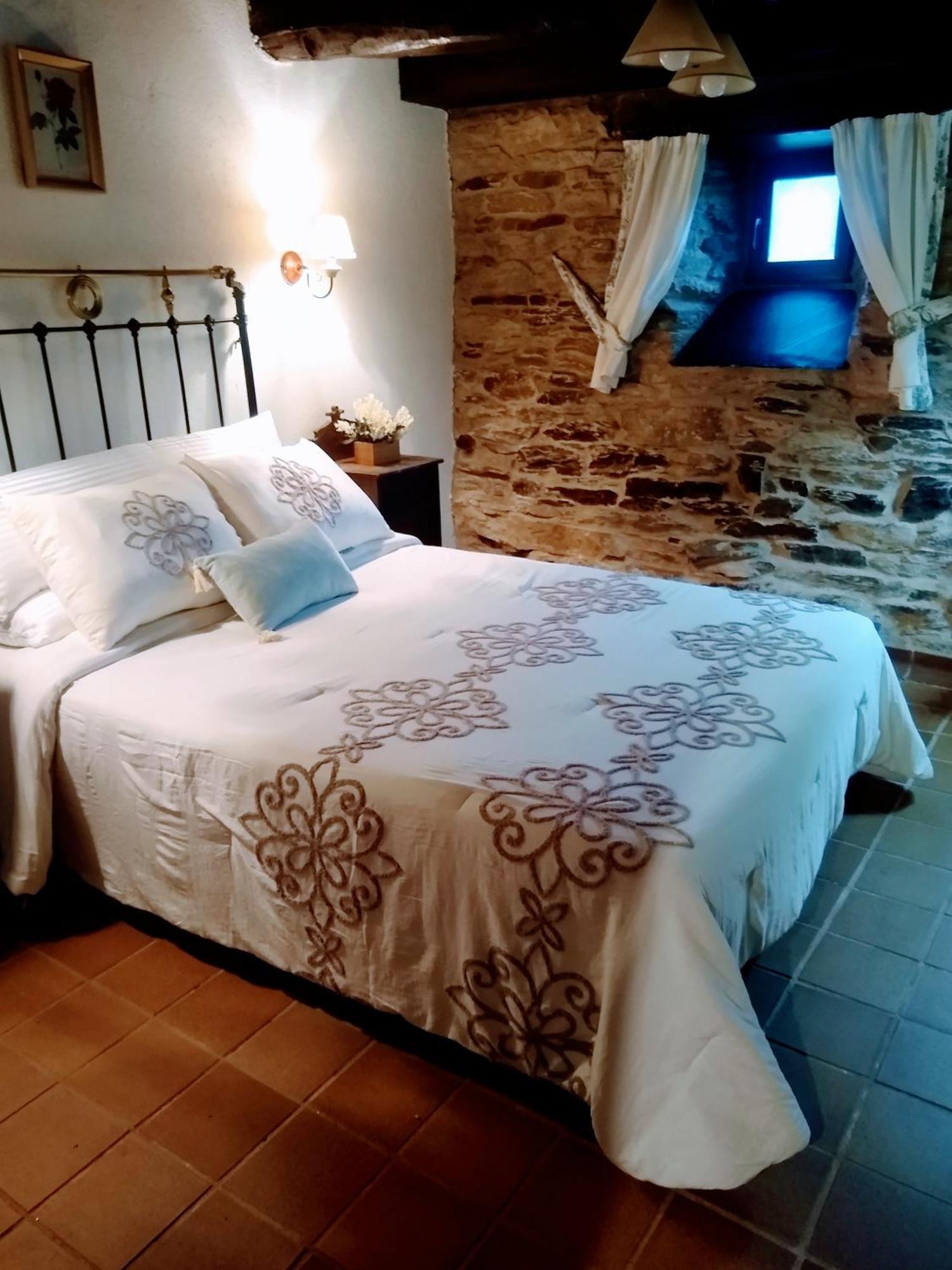 Casa Pacios By M De Santiago Guest House Триакастела Екстериор снимка