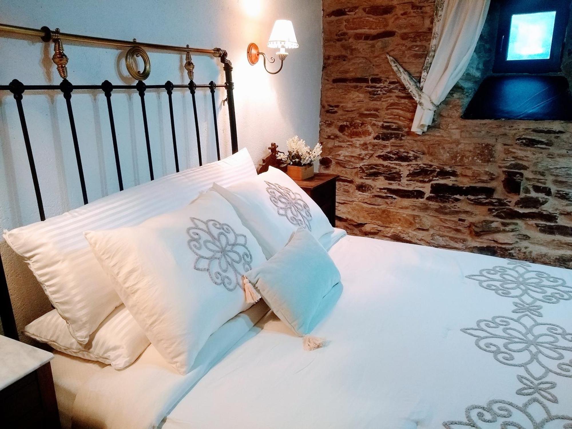 Casa Pacios By M De Santiago Guest House Триакастела Екстериор снимка