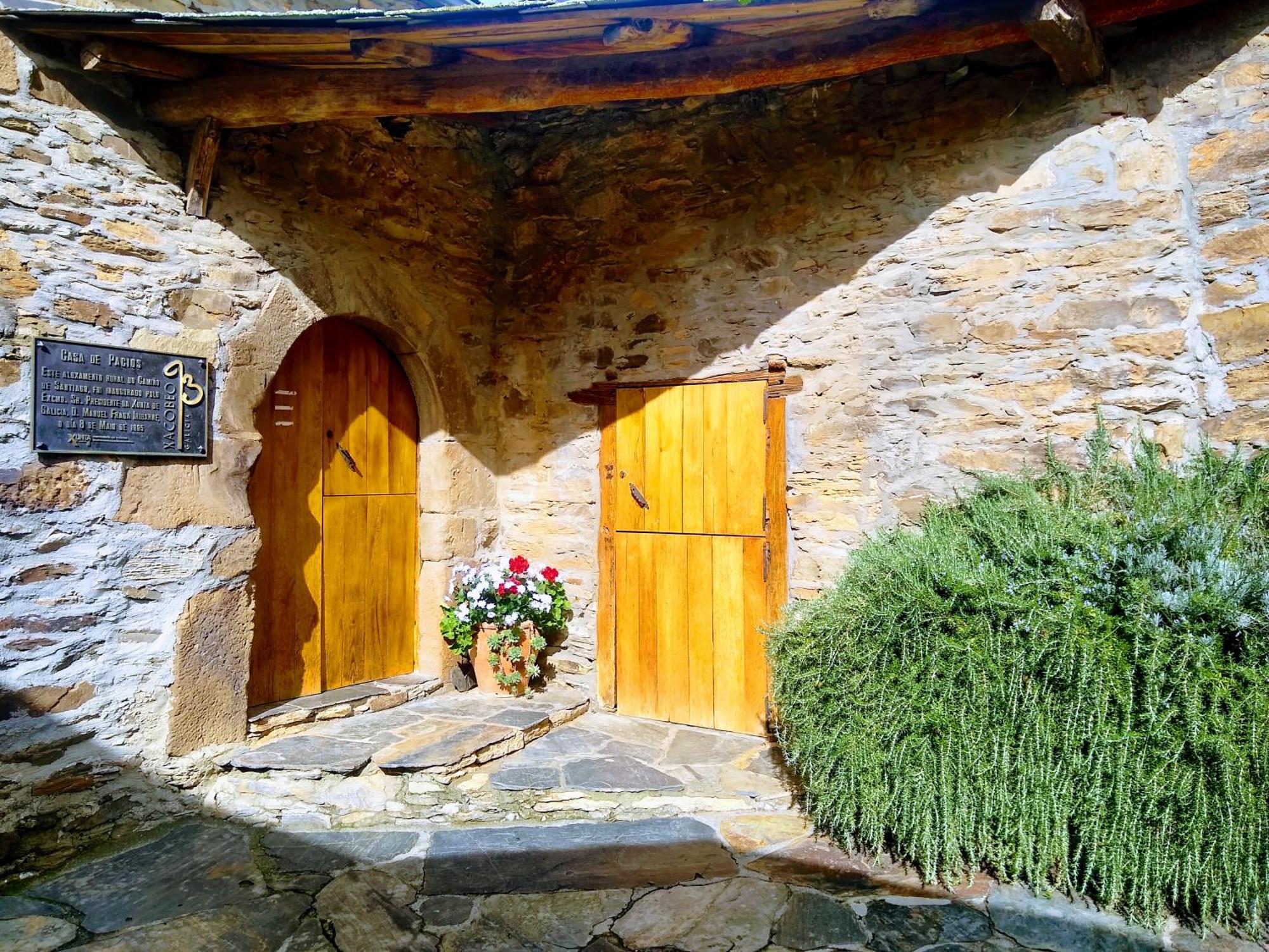 Casa Pacios By M De Santiago Guest House Триакастела Екстериор снимка