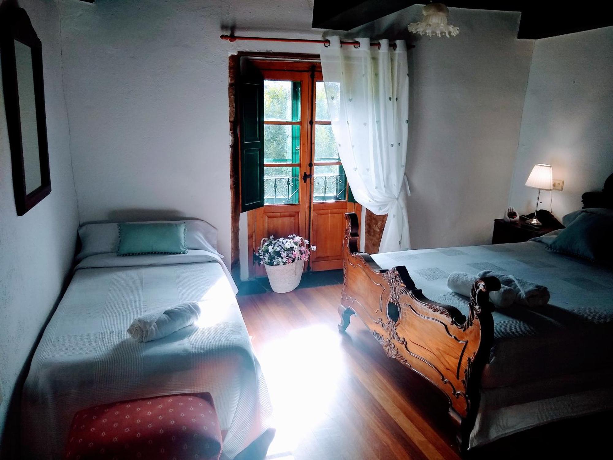 Casa Pacios By M De Santiago Guest House Триакастела Екстериор снимка