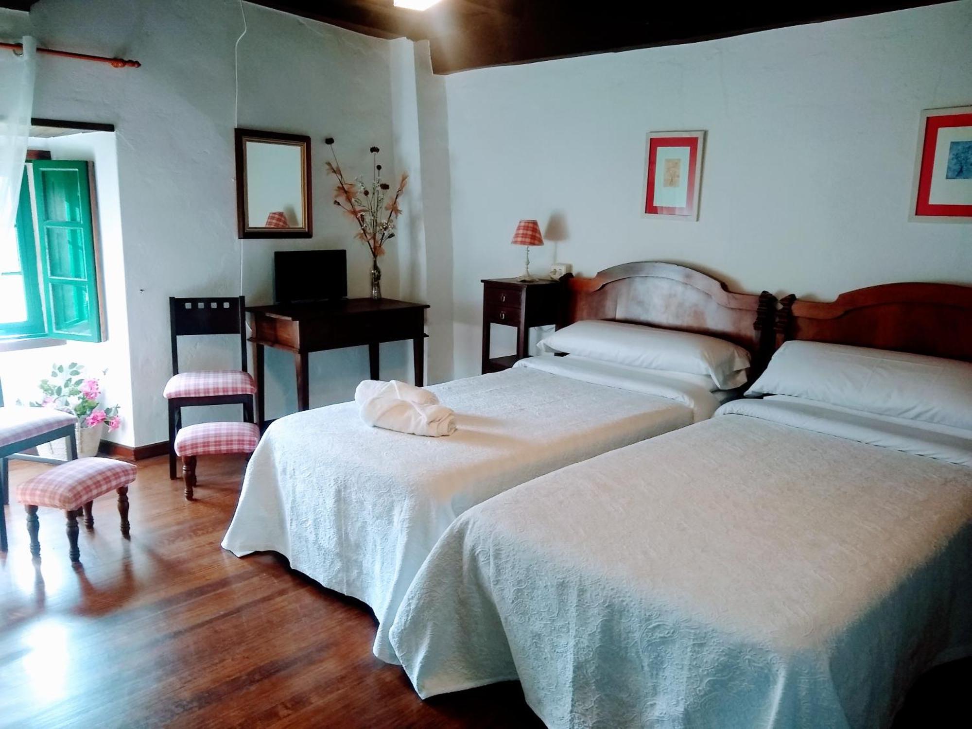 Casa Pacios By M De Santiago Guest House Триакастела Екстериор снимка